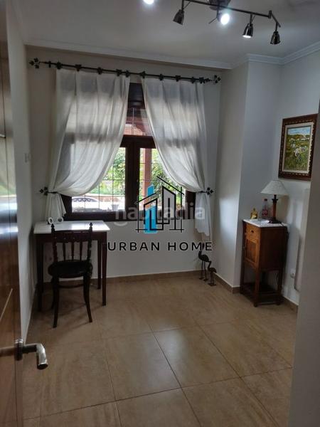 Foto 8d1035db-ed52-4aec-85d7-bf2581f4c886. Xalet amb calefacció aparcament a Sariegos