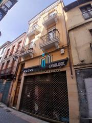 Àtic a Casco Antiguo. Urban home vende piso en el historico barrio húmedo!
