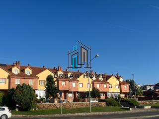 Maison à Villaquilambre