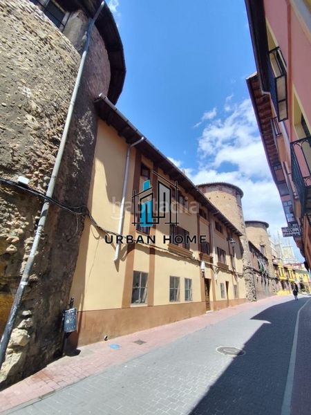 Foto 63e9bbc1-8fa7-4c12-8e5c-7c7d67943b3b. Maison dans Casco Antiguo León