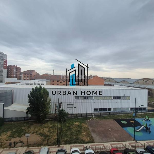 Foto 5cecf693-810c-47b5-8403-003086cfb2b0. Appartement avec chauffage parking dans Trobajo del camino