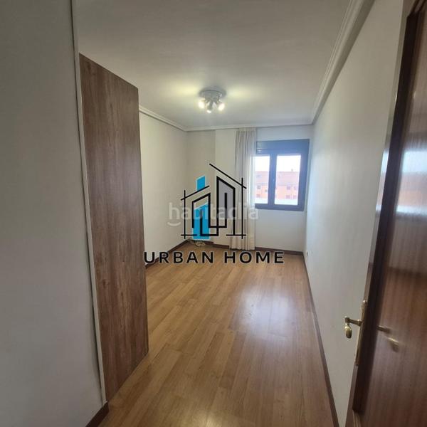 Foto a8f38c3c-4ab4-4590-90a6-b05d16d425a9. Appartement avec chauffage parking dans Trobajo del camino