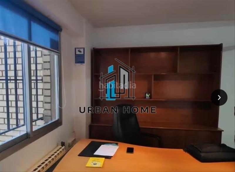 Foto 8a7c895b-630c-47b9-a1f8-221a177df0a3. Alquiler oficina urban home vende o alquila este magnifica oficina en ordoño ii en León