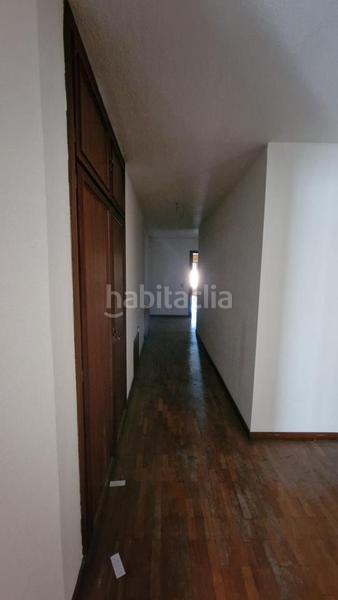 Foto 3d8b3304-dd79-4bea-b1ab-0b4566bf82ad. Pis amb calefacció aparcament a Centro Ciudad León