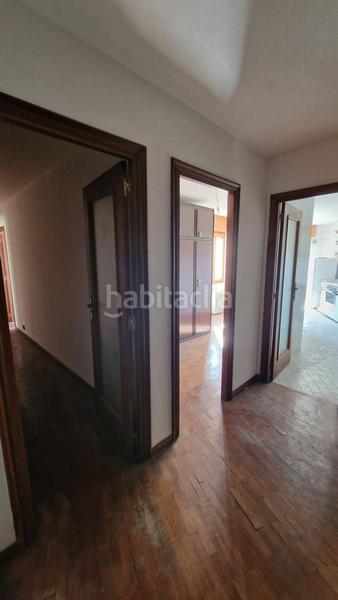 Foto c1ad682d-3f71-485c-9a16-a112d2ac9e73. Pis amb calefacció aparcament a Centro Ciudad León