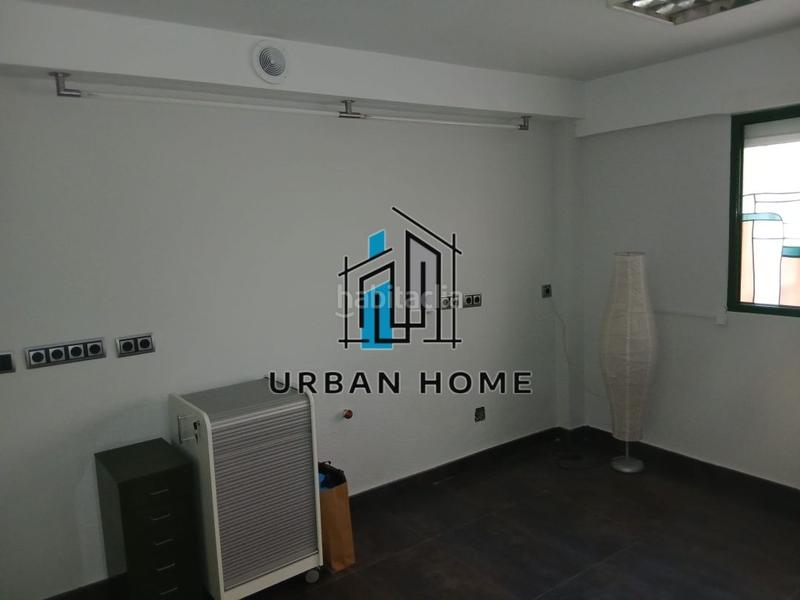 Foto e674468c-12f1-43aa-8724-e0d4748a8d40. Ufficio con riscaldamento in Centro Ciudad León