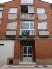 Pis  Calle iglesia. Urban home vende piso en trobajo del camino, zona av pablo parro