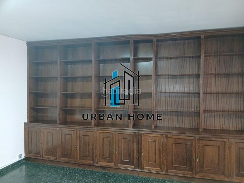 Foto 0092b3bf-3776-41dc-85dc-6b8ac2c1f719. Miete büro mit heizung in Centro Ciudad León