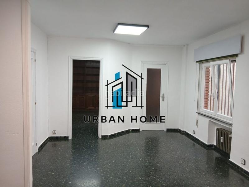 Foto 94286fa7-4775-4b24-8f0c-a372e8a728aa. Rent office space with heating in Centro Ciudad León