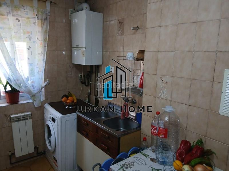 Foto bae85e43-001d-4be8-a25e-60b3dc80e887. Appartamento con riscaldamento in Trobajo del camino