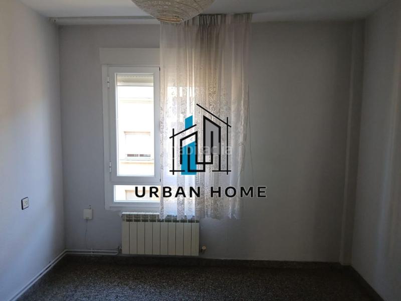 Foto 0a2ac51d-7632-44fc-8f53-6c6dcdefd554. Piso urban home vende piso barrio Las Ventas, ideal inversores!! en León