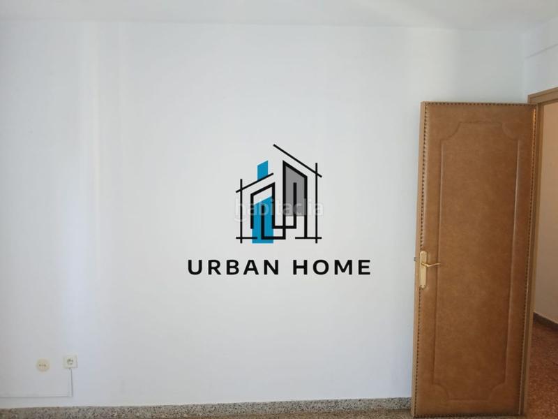 Foto a8d31443-5abe-44e8-8468-11ca3367c4cb. Piso urban home vende piso barrio Las Ventas, ideal inversores!! en León