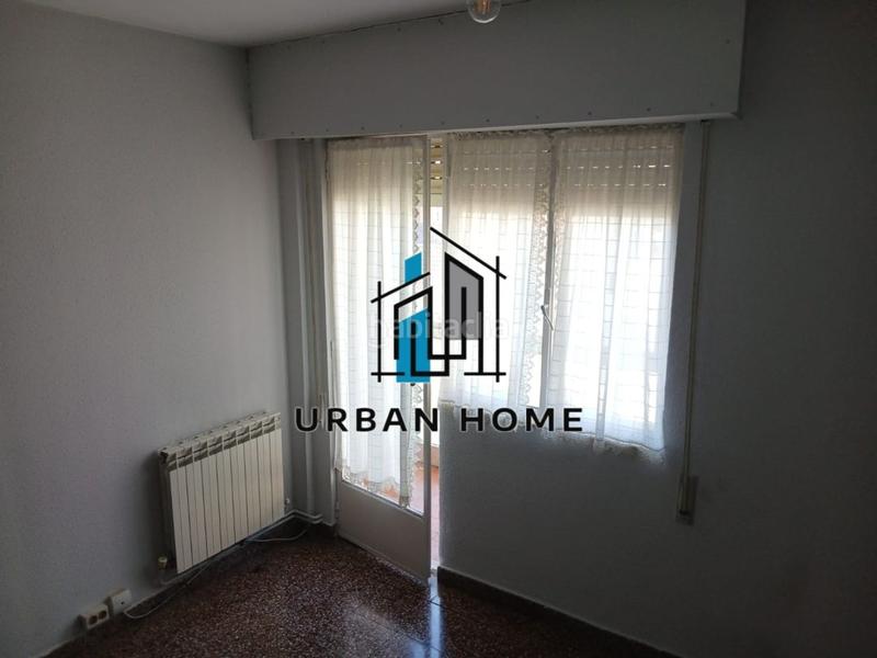 Foto b248db18-d9fb-41c2-b7a9-2eb27ad3aff2. Piso urban home vende piso barrio Las Ventas, ideal inversores!! en León
