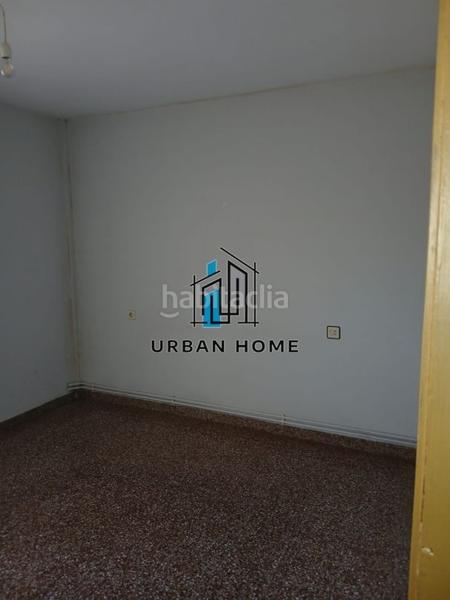 Foto d701fd7c-1ab3-43db-89c3-80283f99a4bb. Piso urban home vende piso barrio Las Ventas, ideal inversores!! en León