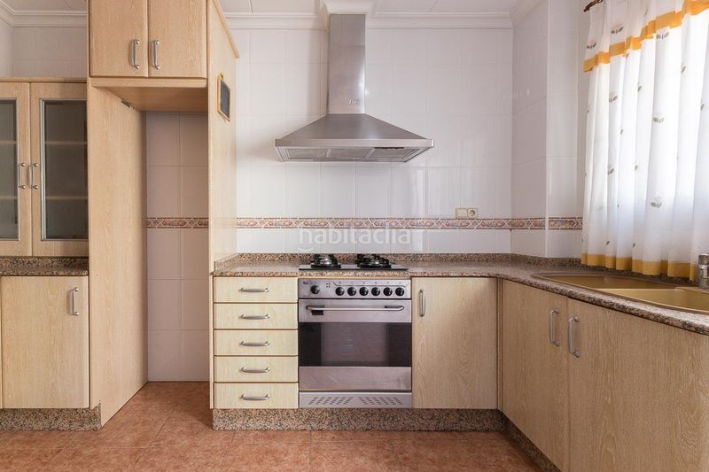 Foto 112ceea5-afd3-43c5-8f64-098016543480. Flat with heating in El Mercado Manises