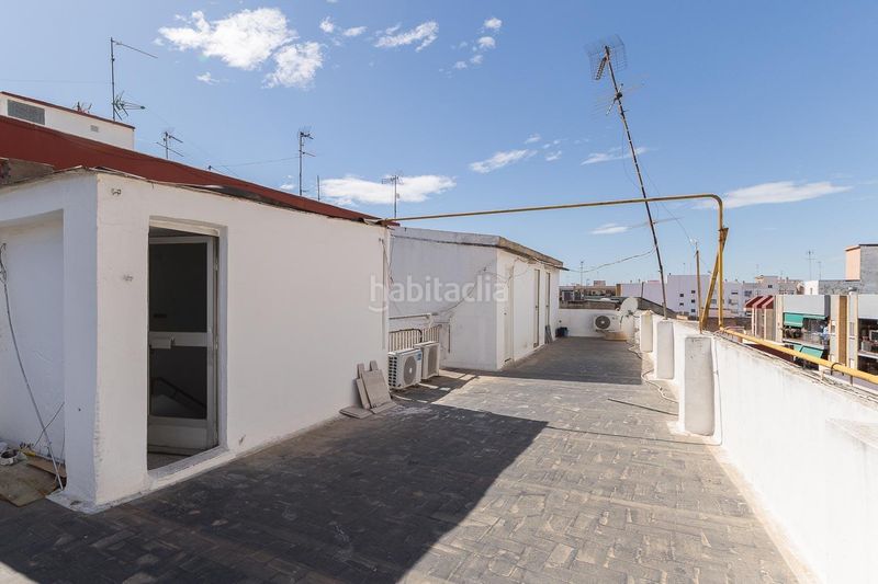 Foto 1f1040a2-8a49-456a-9427-6ba40e86bef6. Flat with heating in El Mercado Manises