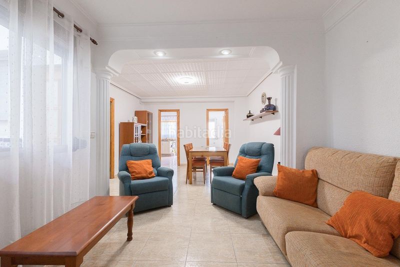 Foto 668556c5-645e-4807-8d85-d6bb48b04808. Flat with heating in El Mercado Manises