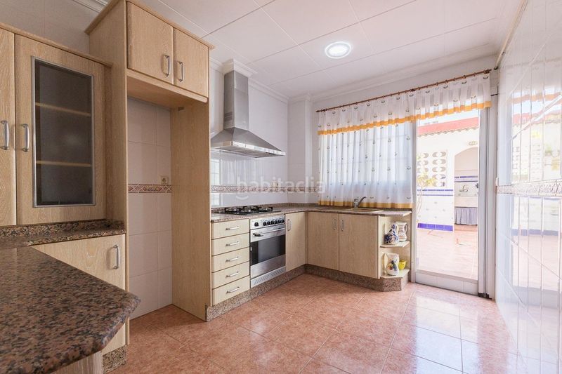 Foto f5ee2447-021a-45f6-b235-bc8a4e718a68. Flat with heating in El Mercado Manises