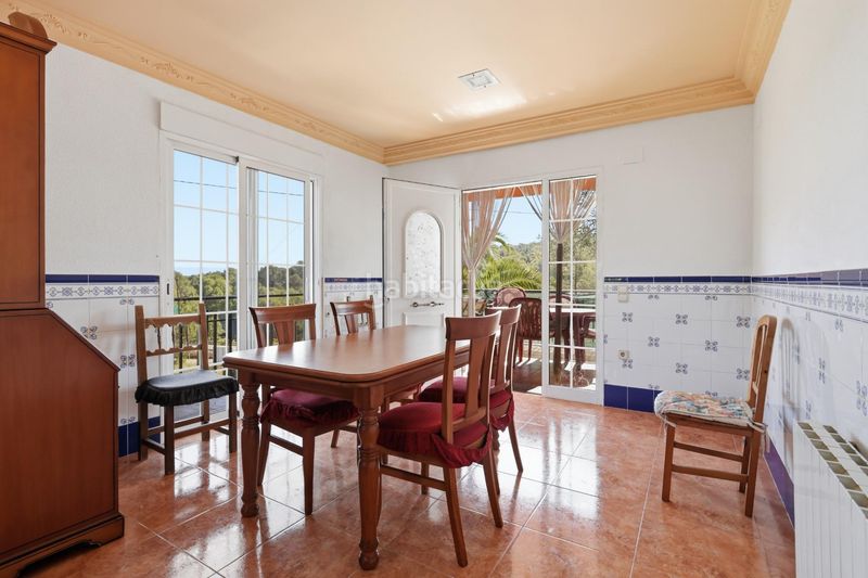 Foto d03b94e8-8343-4523-924d-9f8d100e34a9. Chalet en calle calle polígono 38 101 en Vilamarxant