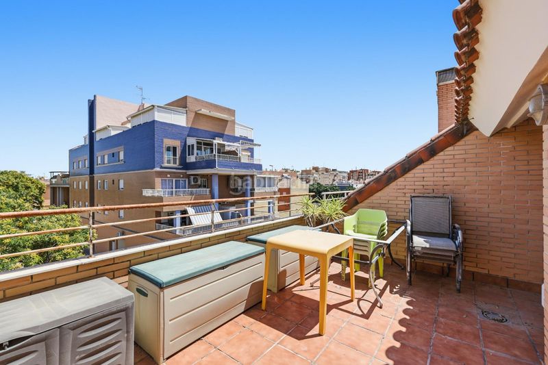 Foto e1c1bf8d-6edc-4b09-be8a-16d3e4c5d060. Casa adossada amb aparcament a Nuevo Centro Sagunt