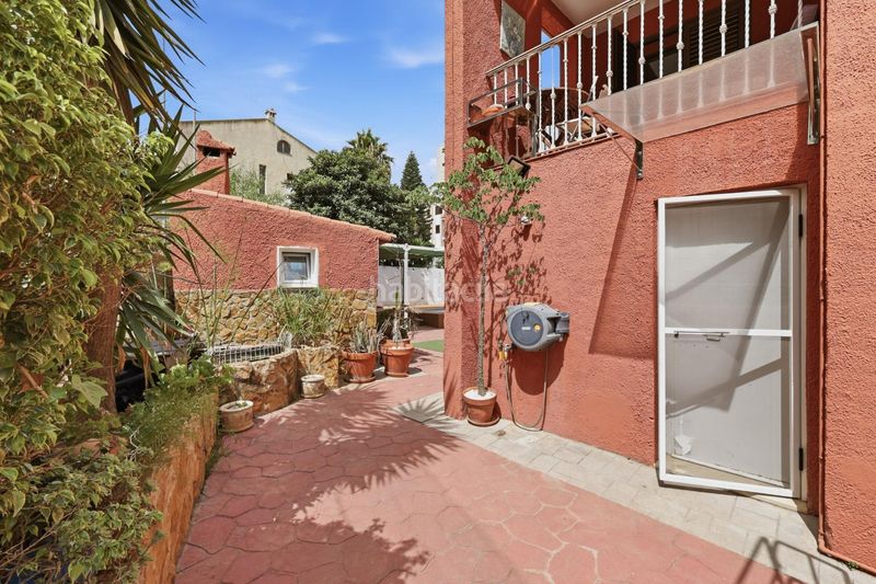 Foto d8ddd2c9-3137-434c-b3b4-5c38aa8e50b6. Casa adossada amb aparcament piscina a Sierra Perenchiza-Cumbres de Calicanto-Sto Domingo Chiva