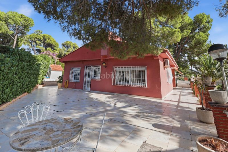 Foto ebf97519-0281-4943-aa66-0ba583b284cd. Xalet amb aparcament piscina a San Miguel-El Paraiso Náquera