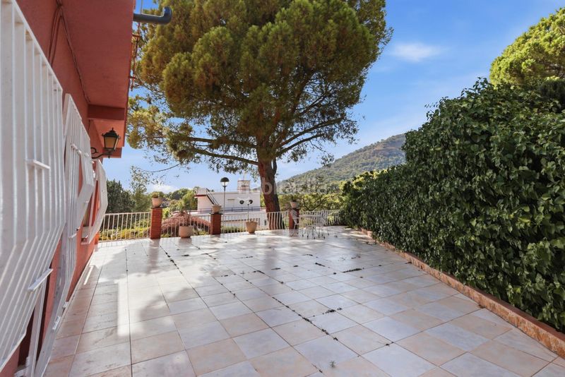 Foto fe0af17c-c258-486d-8679-748fef9d8a90. Xalet amb aparcament piscina a San Miguel-El Paraiso Náquera