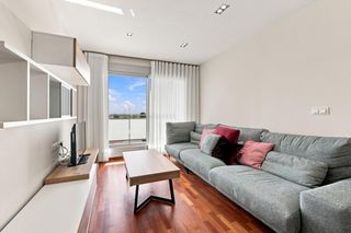 Pis  Alacant. Vivienda de 121 m2 construidos en silla, situada en una tercera