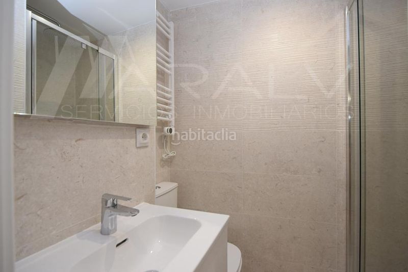 Foto 9456f954-6fc9-4698-9b9a-ebf4a88465fe. Apartament amb calefacció a Embajadores-Lavapiés Madrid