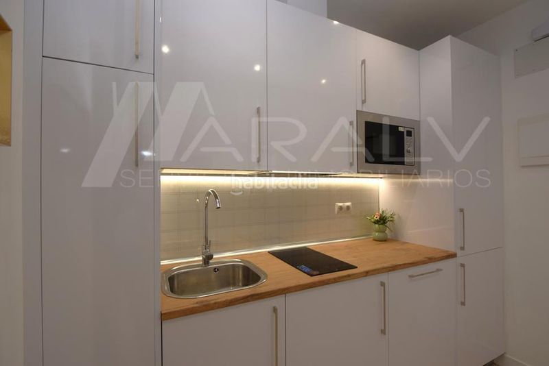 Foto f7c450ec-7286-4100-8425-e9d887e113d9. Apartament amb calefacció a Embajadores-Lavapiés Madrid