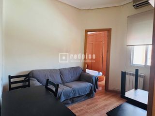 Etagenwohnung  De cavanilles. Próximo al parque del retiro en calle de cavanilles. oportunidad