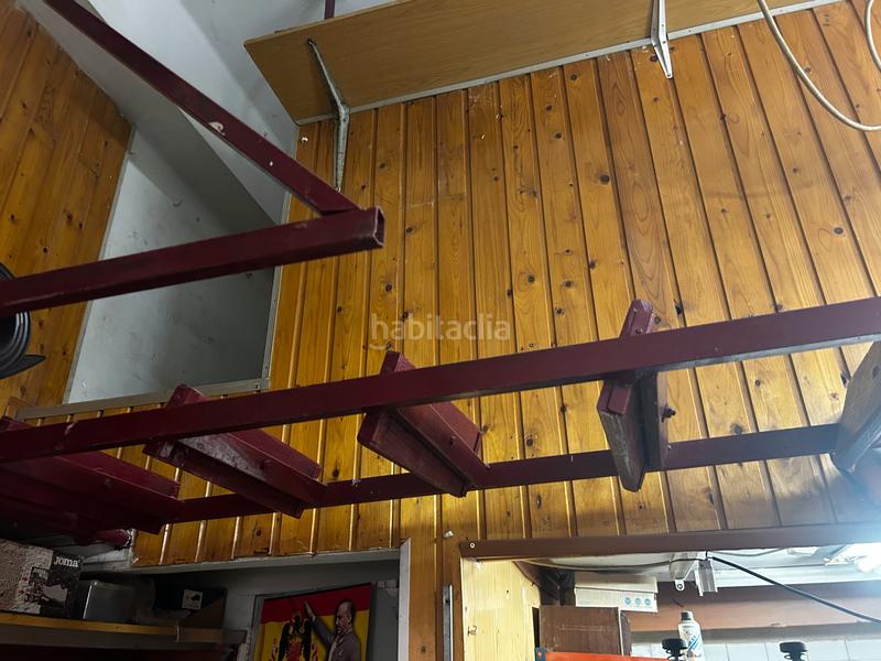 Foto d6597967-47df-4b18-aea7-b70f15f75126. Pas-de-porte local commercial dans Nou Moles Valencia