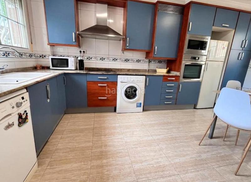 Foto 2ce2d9bf-449d-4308-89d1-41ae70661cd9. Location chalet dans Zona Avenida al Vedat Torrent