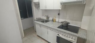 Flat in Carrer de salvador perles 24. Piso en venta