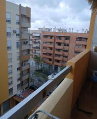 Flat in Carrer del Pintor Rafael Solbes 26