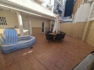 Rez-de-chaussée  Carrer doctor fleming. Piso en venta benetusser