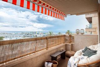 Lloguer Apartament a Passeig marítim de sant joan de déu 235. Acogedor apartamento en primera linea de playa