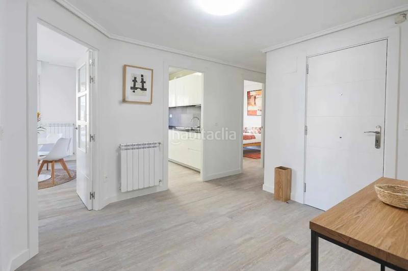 Foto 866bee87-3b88-47ef-bb5b-c9b1548bb60e. Rent apartment in trueba kalea 7 in Gros Donostia - San Sebastián