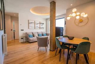 Alquiler Apartamento en Calle miranda 3. Apartamento nuevo de lujo con una espectacular terraza