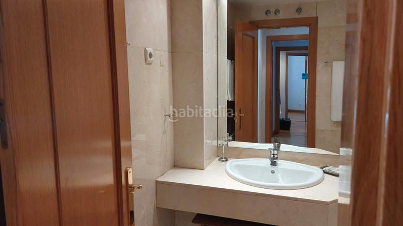 Foto 0a6f20e8-b6b0-4c34-b92e-af54bf1abcfc. Planta baja estupendo piso con gran terraza en Guindalera Madrid