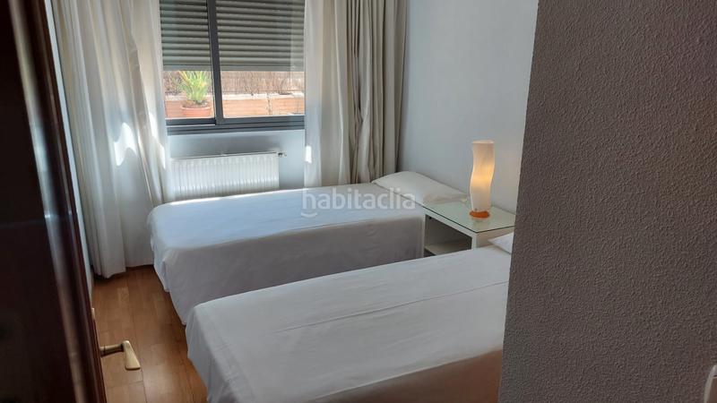 Foto 408521d8-71d2-4ddc-9eef-f2dd60502695. Planta baja estupendo piso con gran terraza en Guindalera Madrid