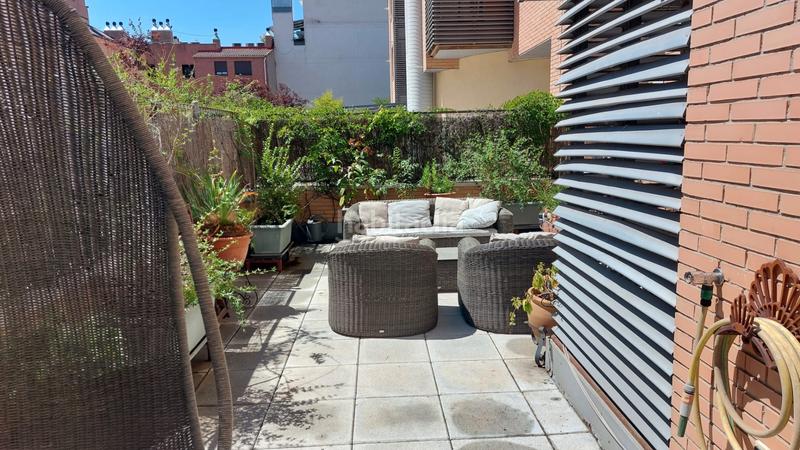 Foto 758bae43-d878-4fd8-80fb-64e22abd4dbe. Planta baja estupendo piso con gran terraza en Guindalera Madrid