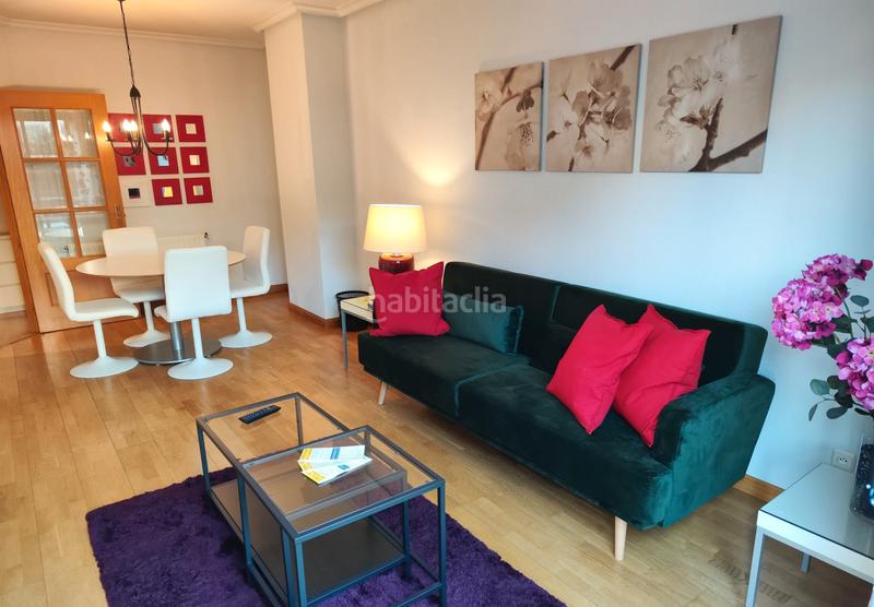 Foto cde1c3ef-2f3a-4bd0-9485-a6184202ae0d. Planta baja estupendo piso con gran terraza en Guindalera Madrid