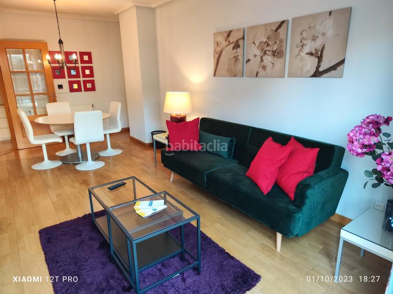 Foto d16d849f-77a3-4258-9b4d-e9bb67a478ec. Planta baja estupendo piso con gran terraza en Guindalera Madrid