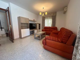 Lloguer Casa  Calle del esturion. Luminosa casa pareada en urbanización tranquila de 4 dormitorios