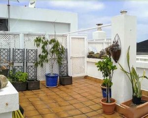 Alquiler Piso  Calle almansa. Fabuloso piso de 79m2 en el barrio de guanartem