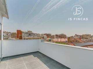 tic a Calle francoli 23. tico reformado con gran terraza en el putget i el farr!