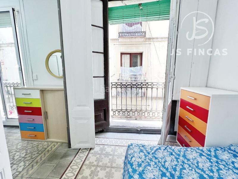 Foto 248f089c-cd49-4c8c-8ab0-3285a832065c. Alquiler piso en calle escudellers 34 piso 3 habitaciones alquiler en Barcelona