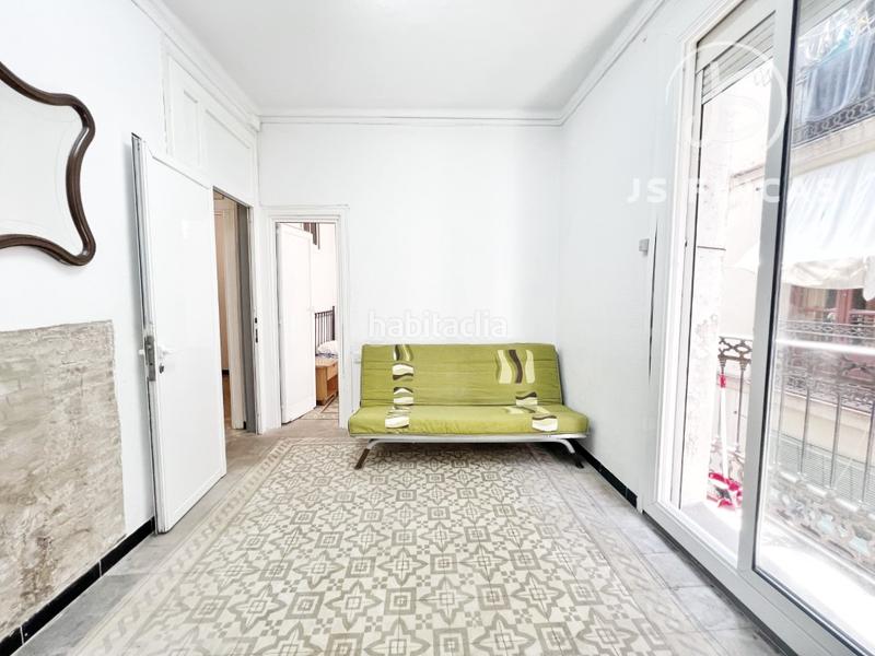 Foto 606c3c37-6c31-4379-b76b-0a69e87f46ee. Alquiler piso en calle escudellers 34 piso 3 habitaciones alquiler en Barcelona