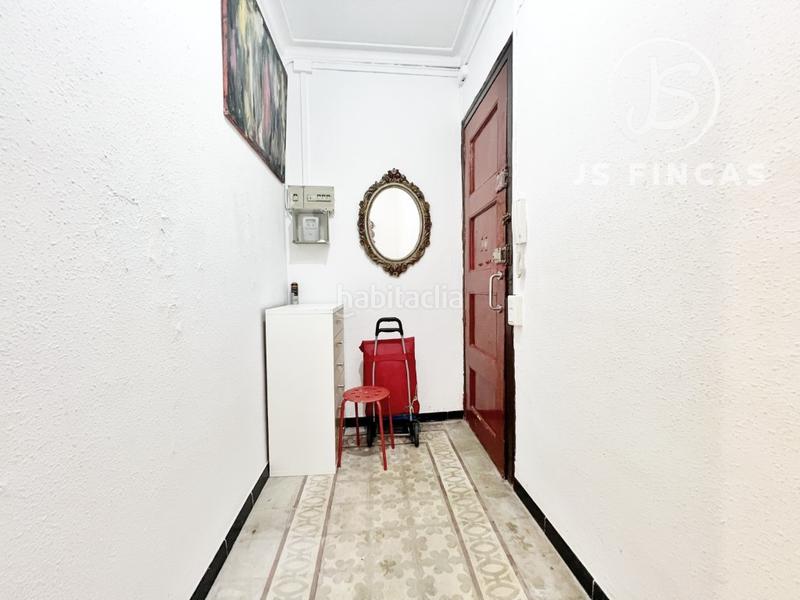 Foto d295e7f5-5afc-40b9-b743-7e5a7f8ae920. Alquiler piso en calle escudellers 34 piso 3 habitaciones alquiler en Barcelona